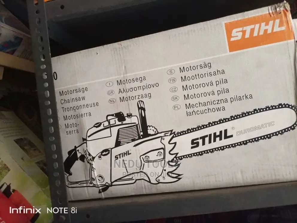 Chain Saw Machine