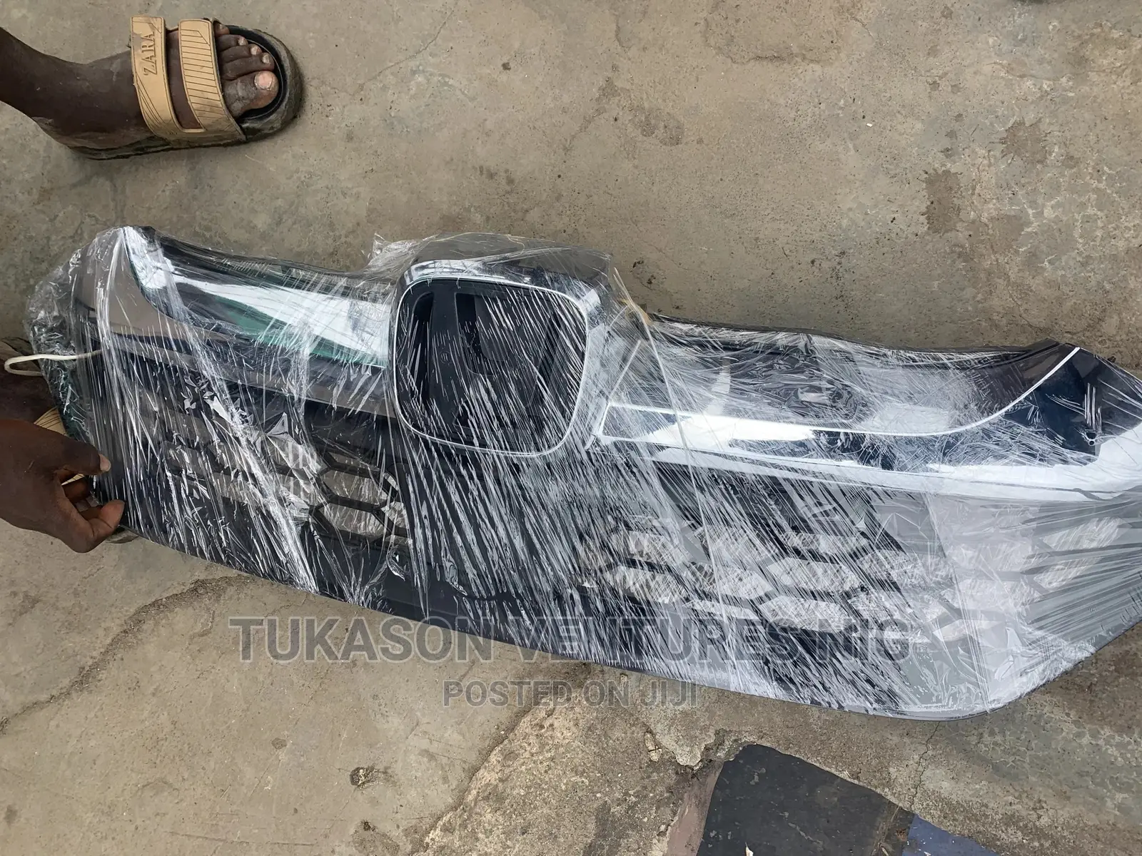 2019 Honda CR-V Front Grille