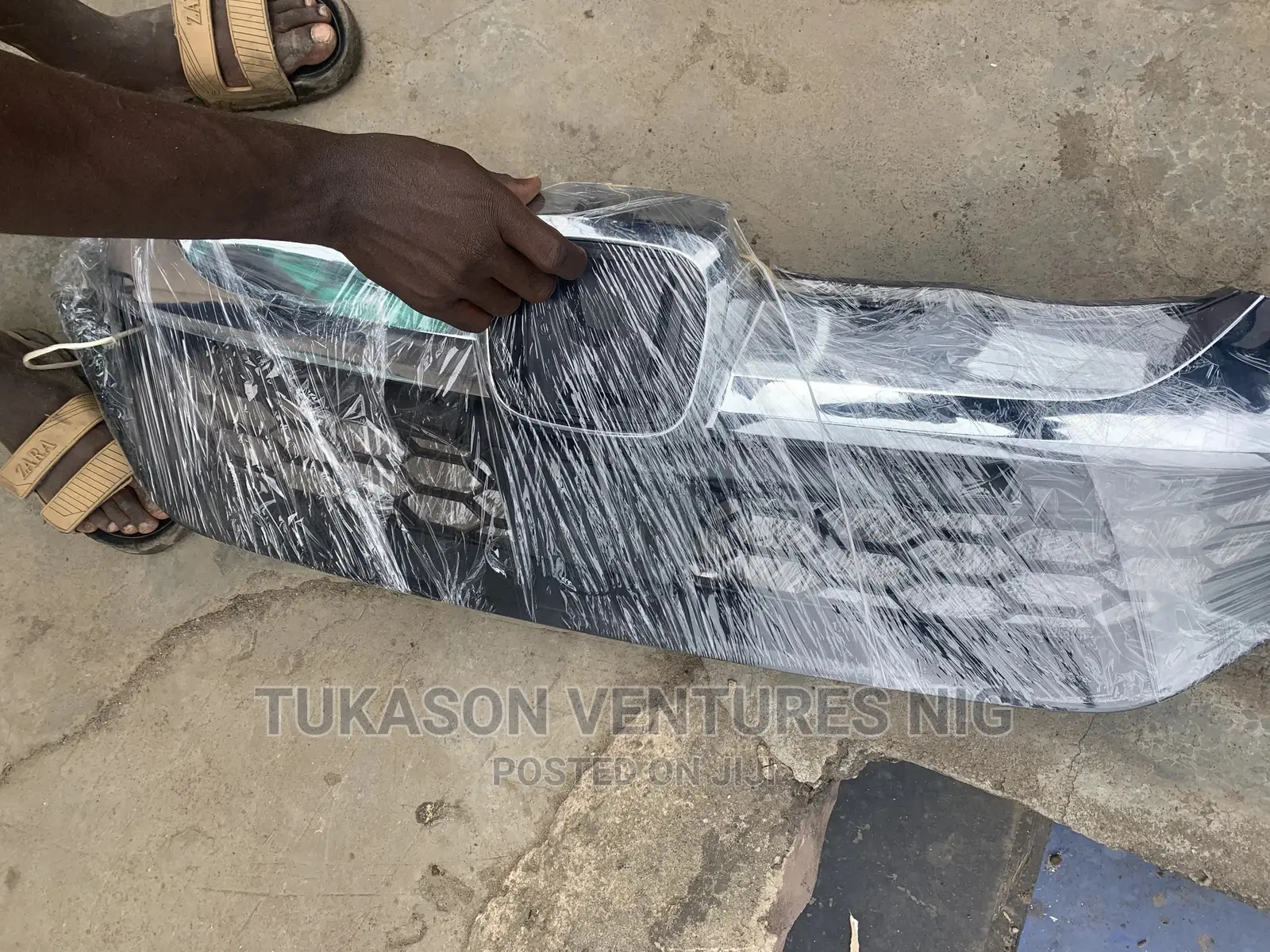2019 Honda CR-V Front Grille