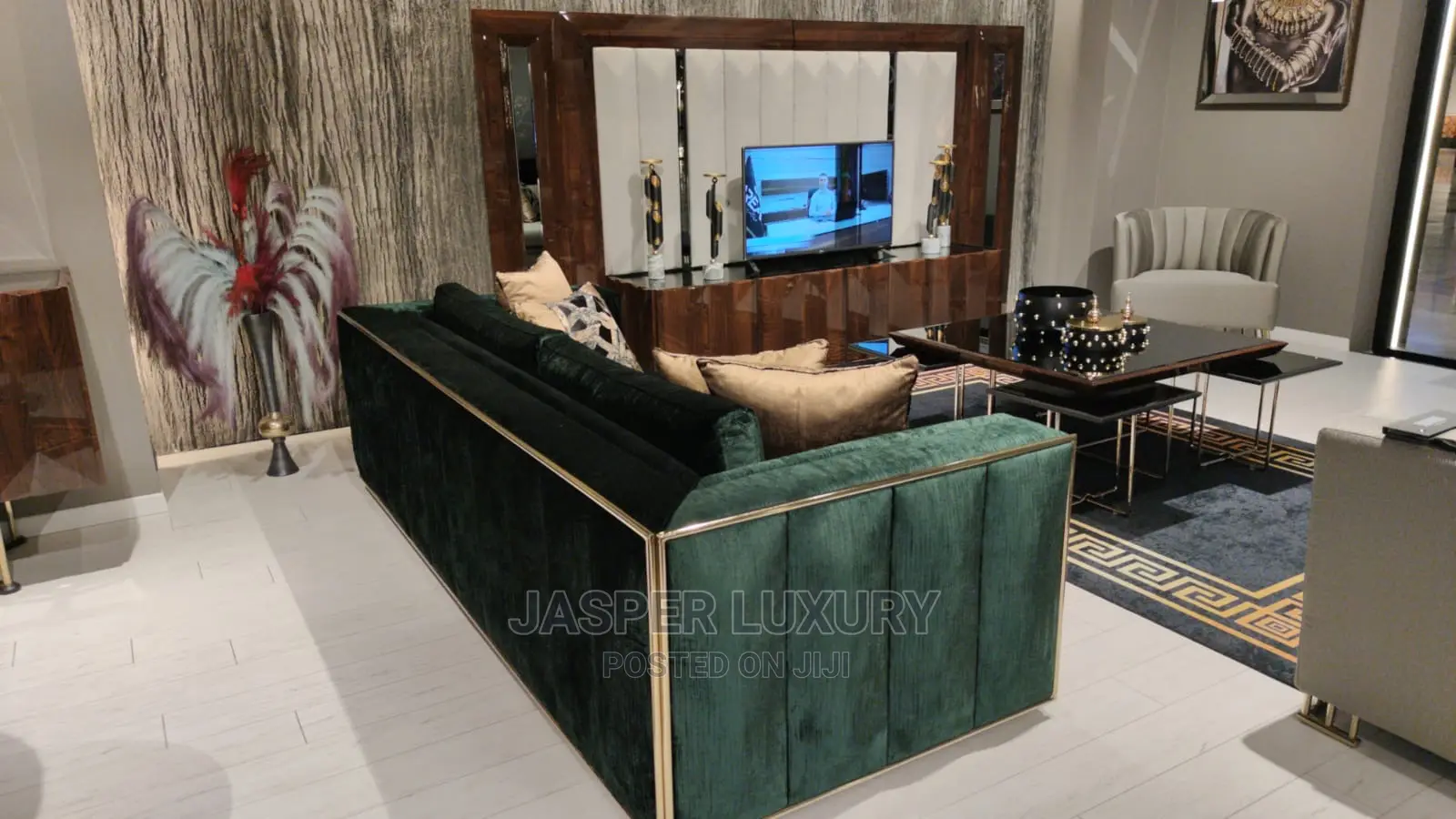 Complete Set of Contemporary Turkey Designed Set of Sofa