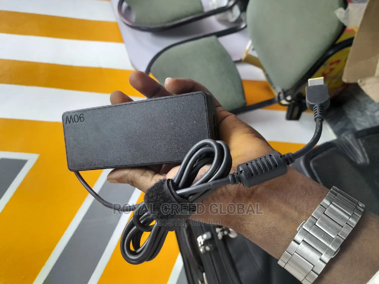 Follow Come Lenovo Usb Mouth Charger 20v 4.5a 90watt
