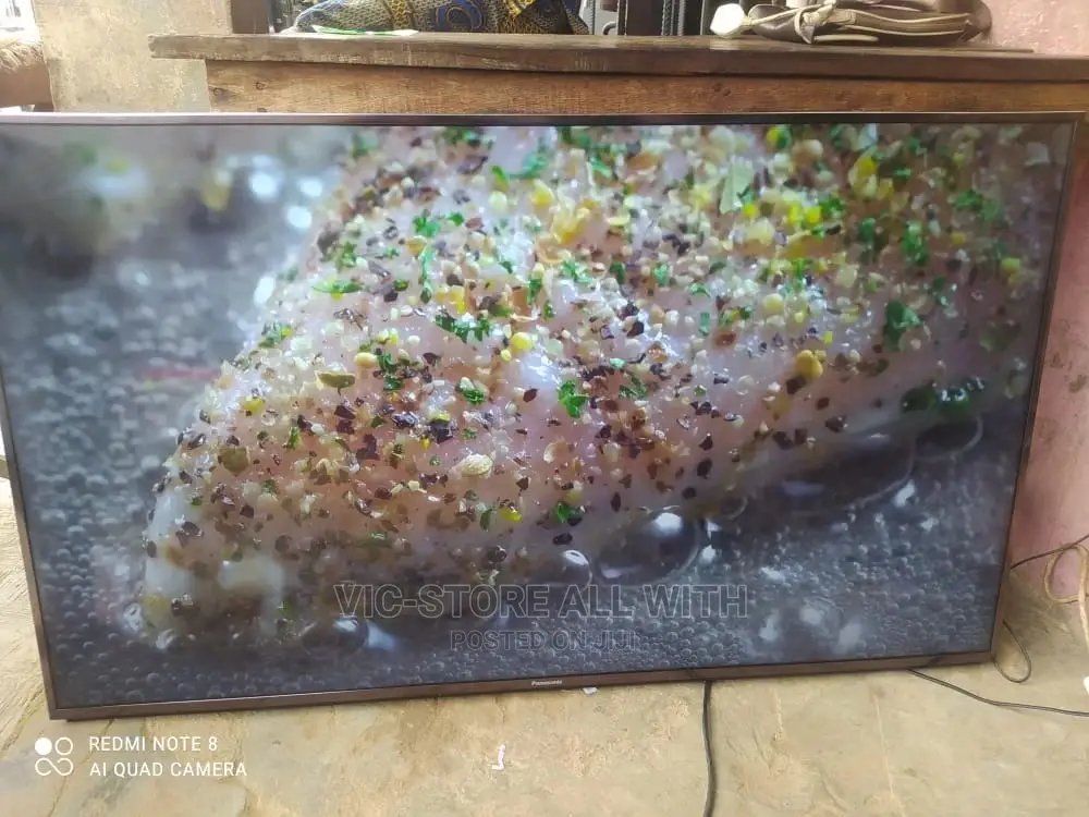 Ultra UHD Smart TV