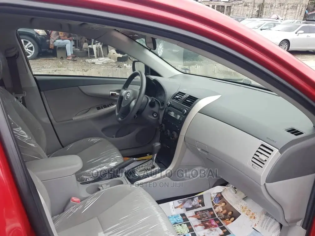 Toyota Corolla LE 4dr Sedan (1.8L 4cyl 4A) 2010 Red
