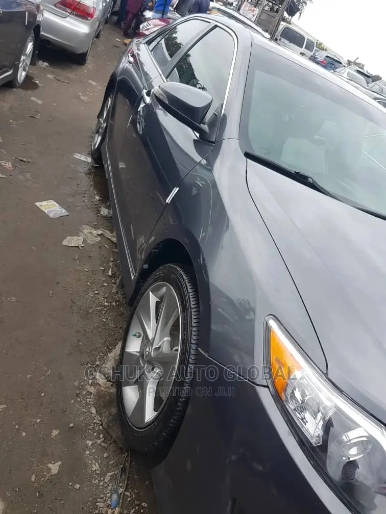 Toyota Camry 2013 Gray