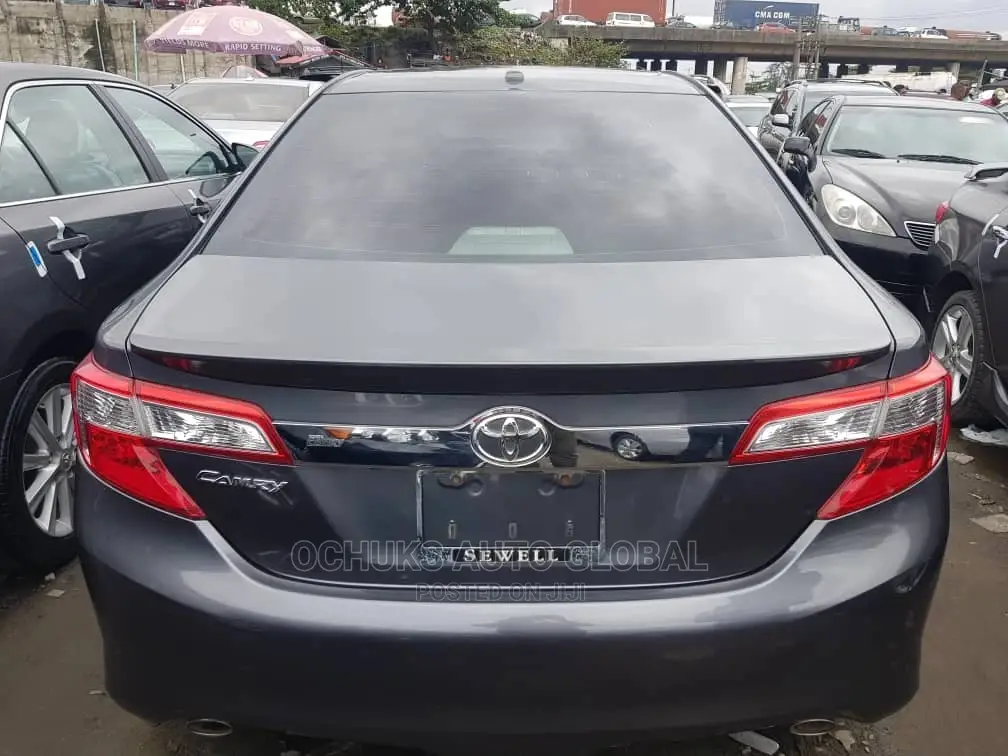 Toyota Camry 2013 Gray