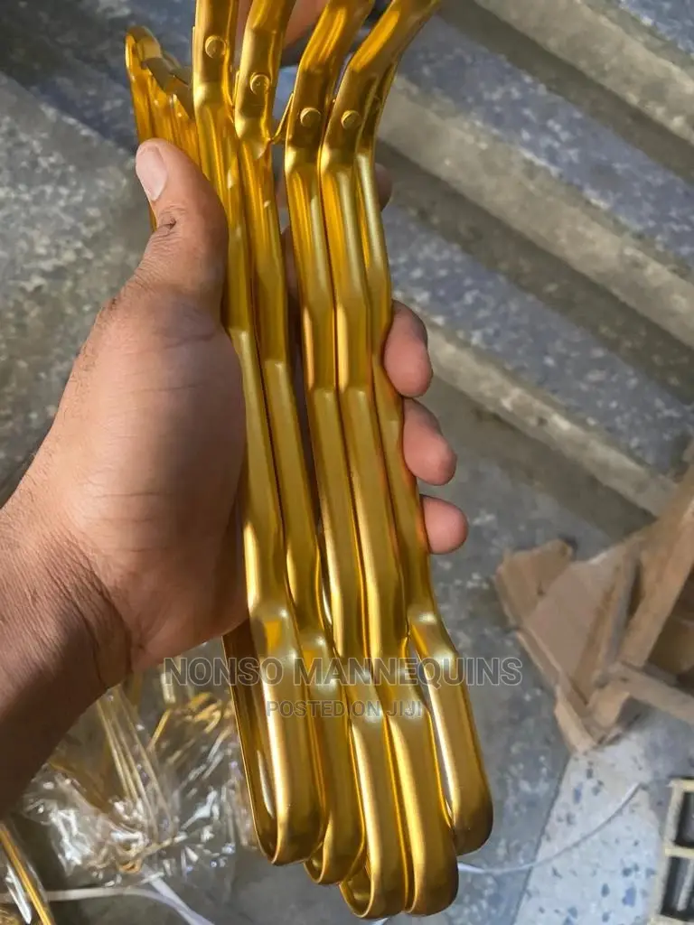 Gold Chrome Luxury Clothes Display Aluminum Hangers
