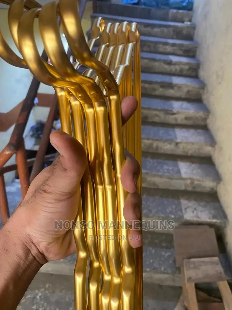 Gold Chrome Luxury Clothes Display Aluminum Hangers