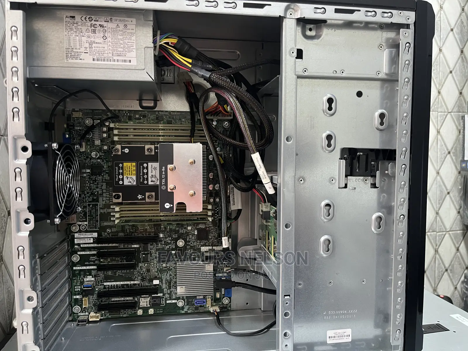 Server HP ProLiant ML 32GB Intel Xeon HDD 1T