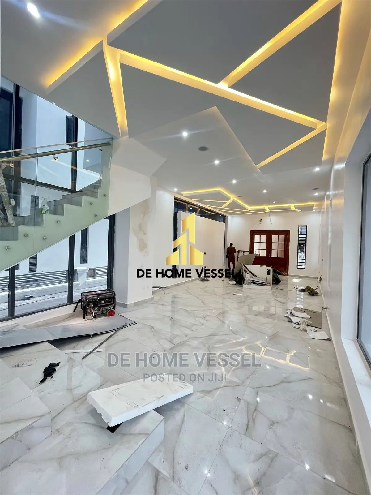 5bdrm Duplex in Osapa London for Sale