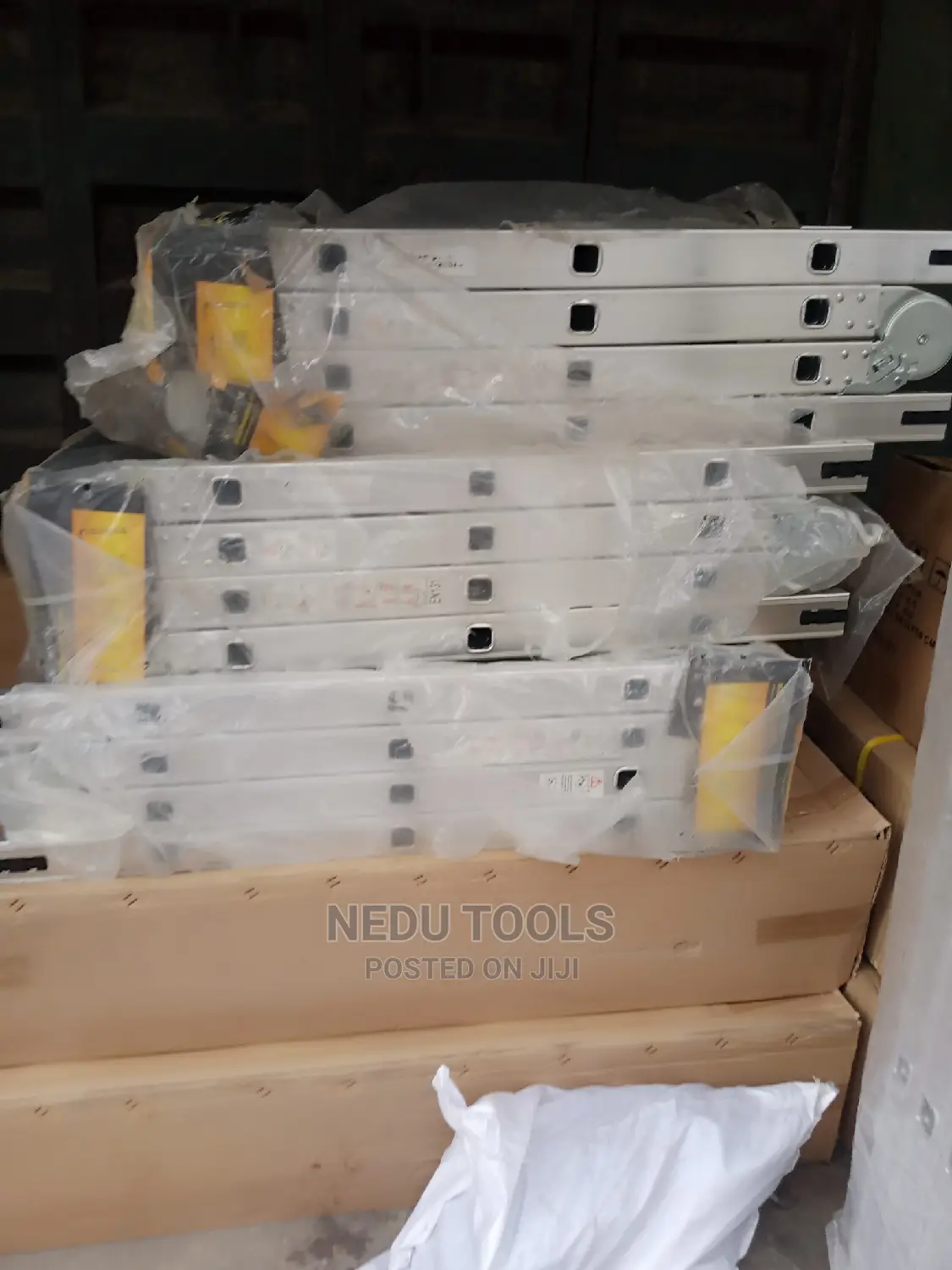 4 by 3 Aluminum Ladder