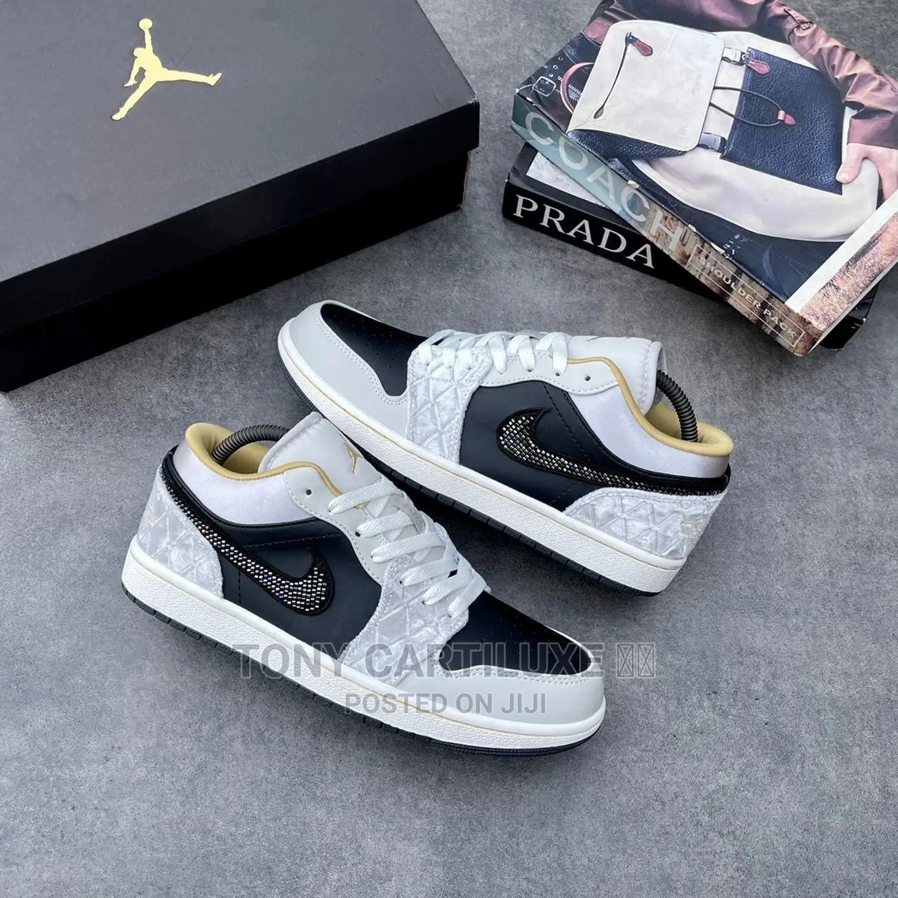 *Jordan 1 Low SE "Iridescent Beaded Swoosh
