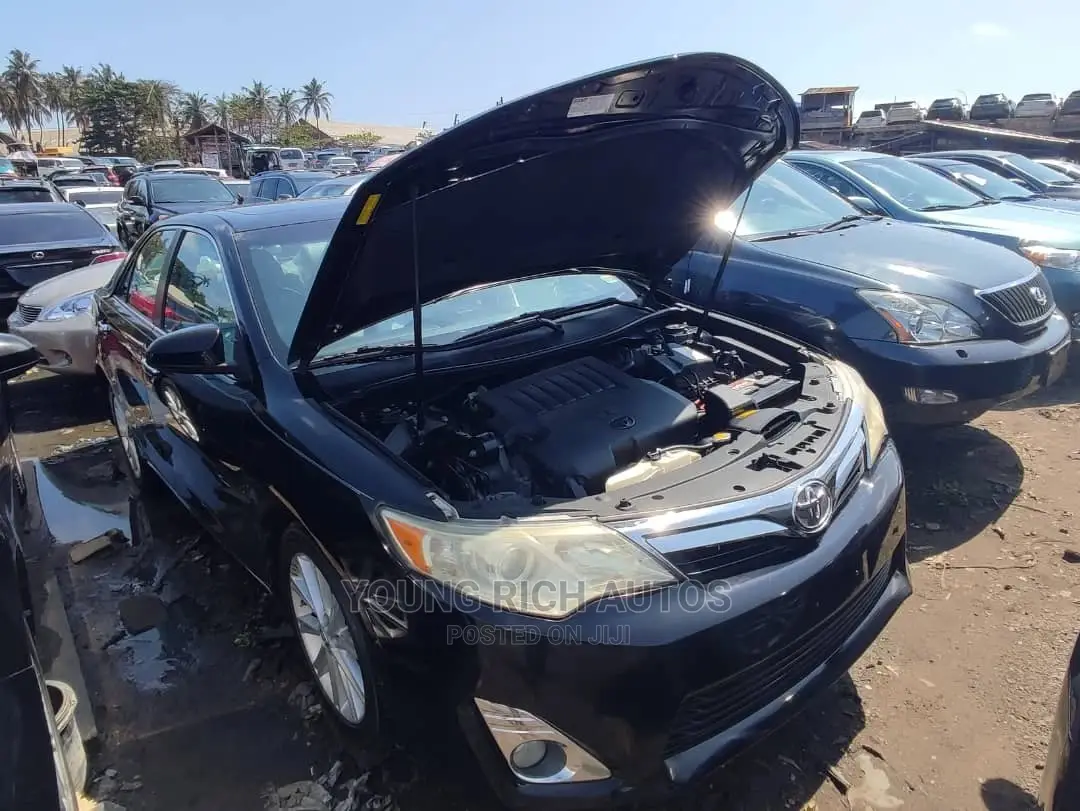 Toyota Camry 2012 Black