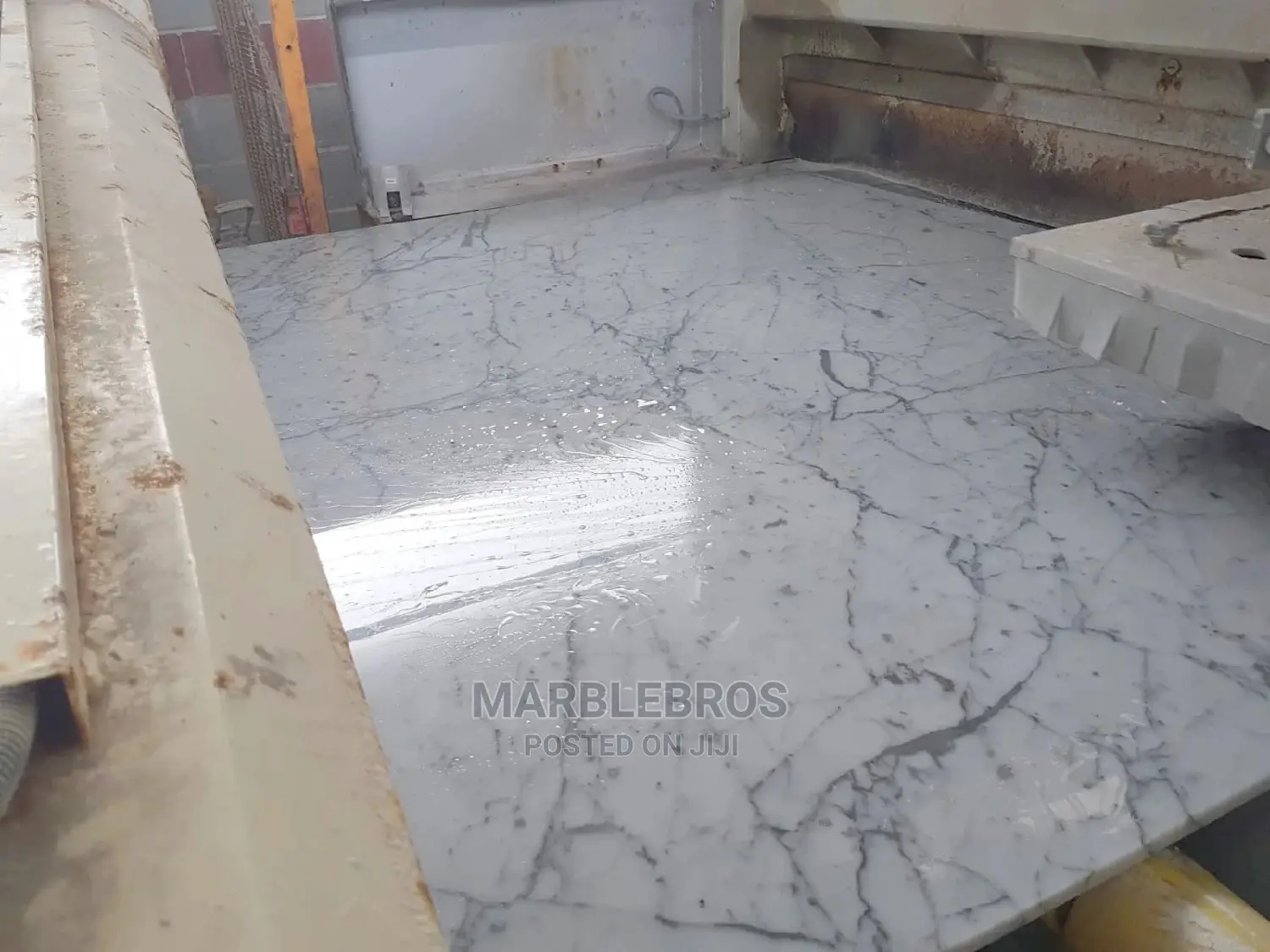 Italian White Marble 30x60, 60x60, 90x90, 120x120.