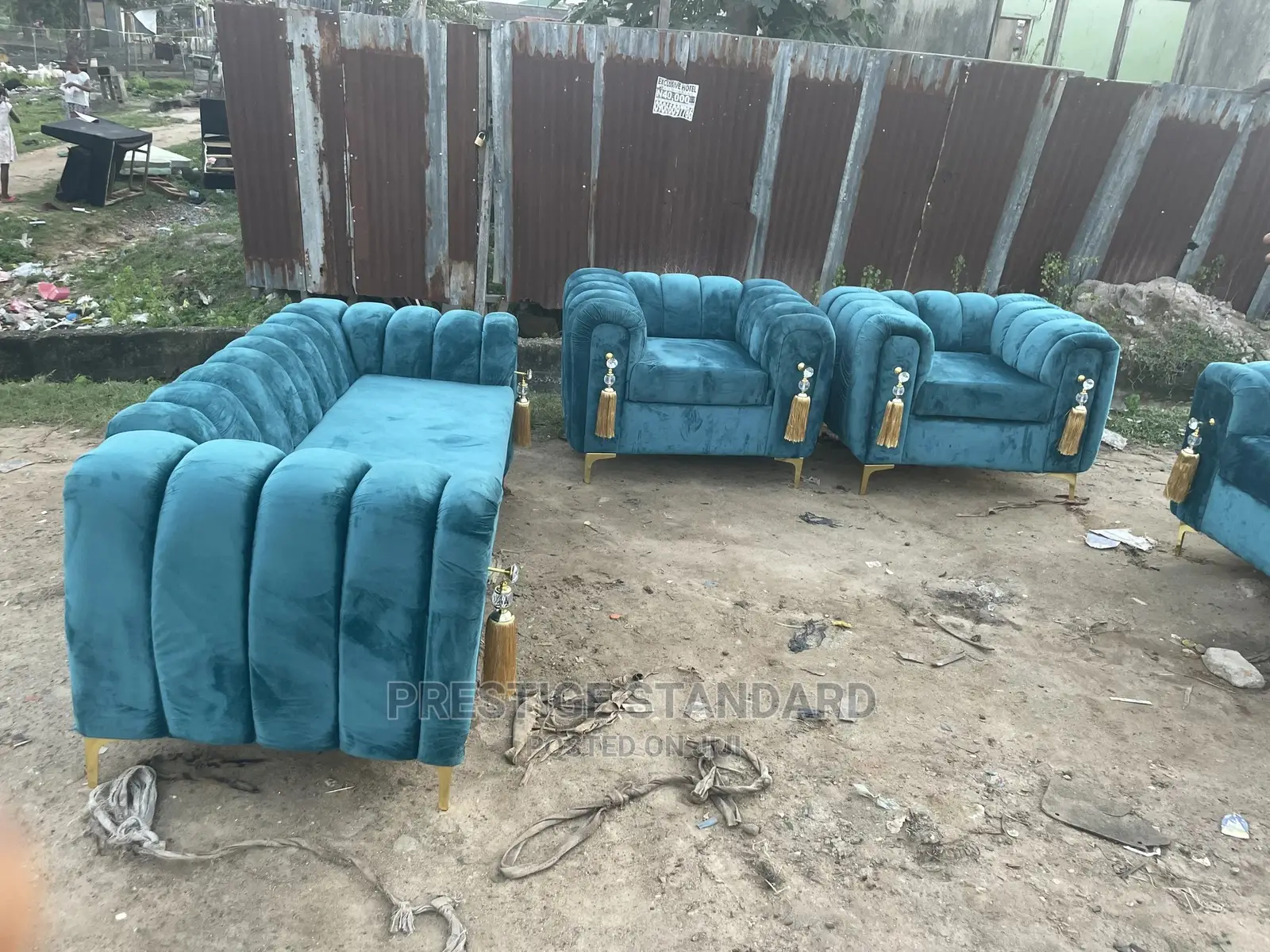 Luxury 7 Seater Living Room Fabric Sofa Chairs.