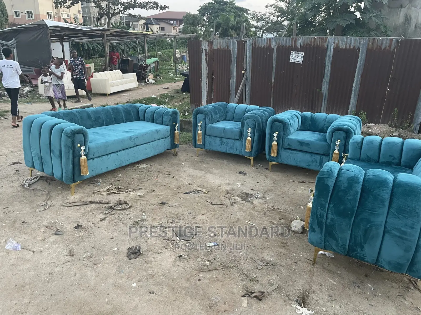 Luxury 7 Seater Living Room Fabric Sofa Chairs.