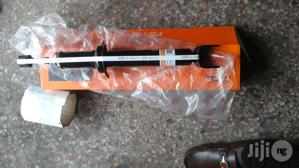 Lexus GS 300, Front Shocks