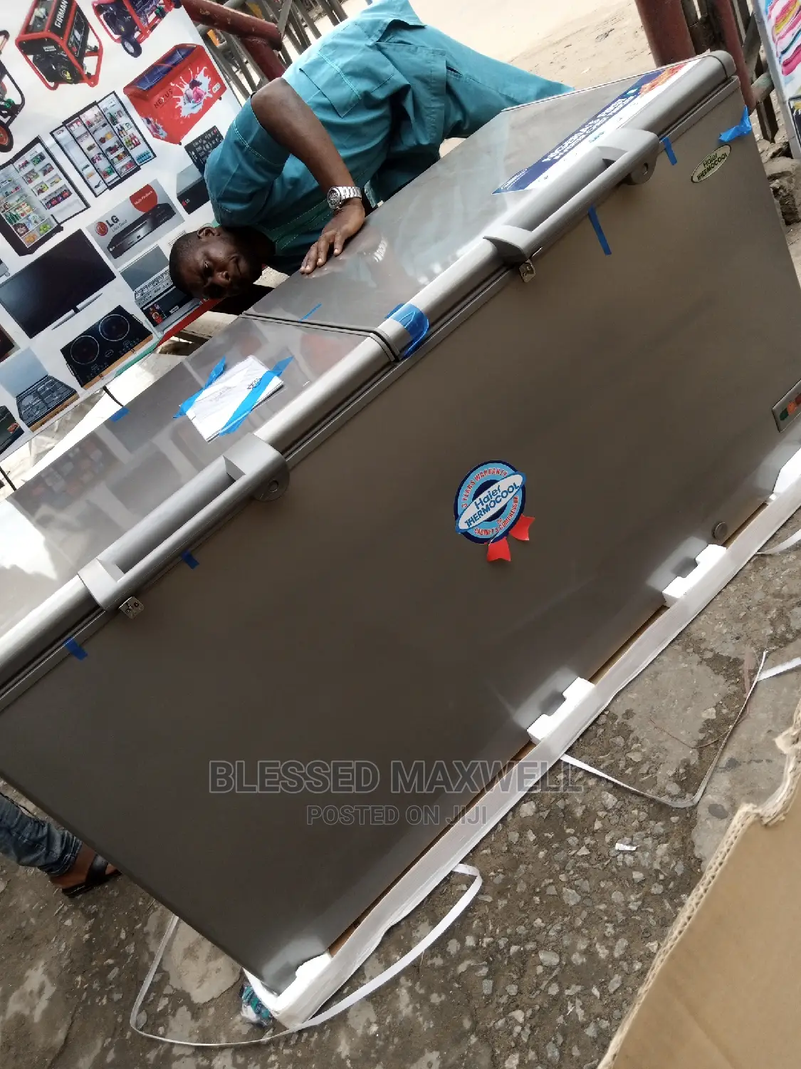 519 Litters Haier Thermoc Toool Chest Freezer Double Door