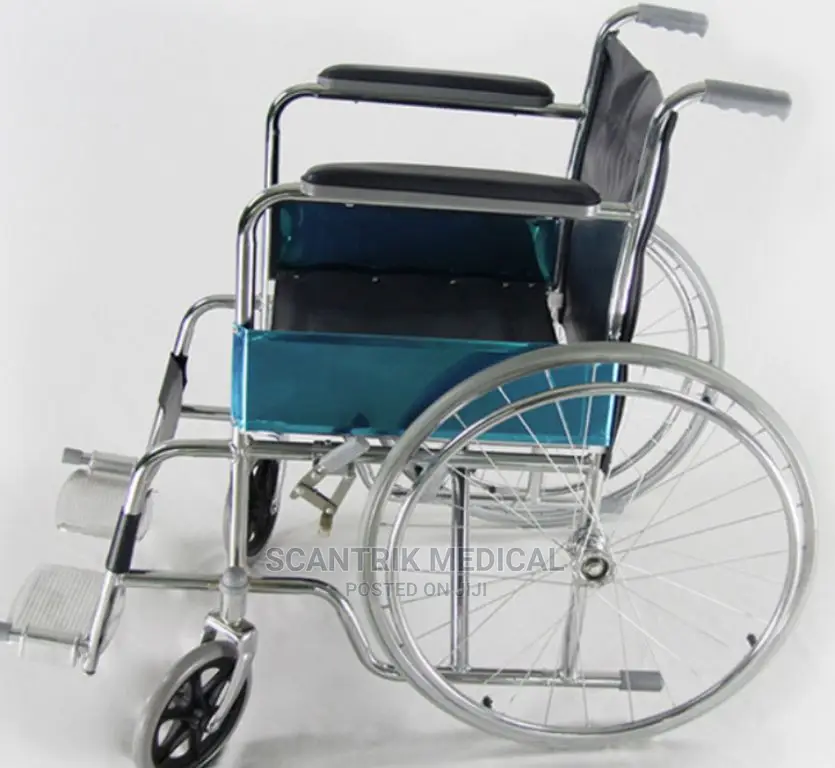 Medical Manual Wheelchair for Detachable Footrests