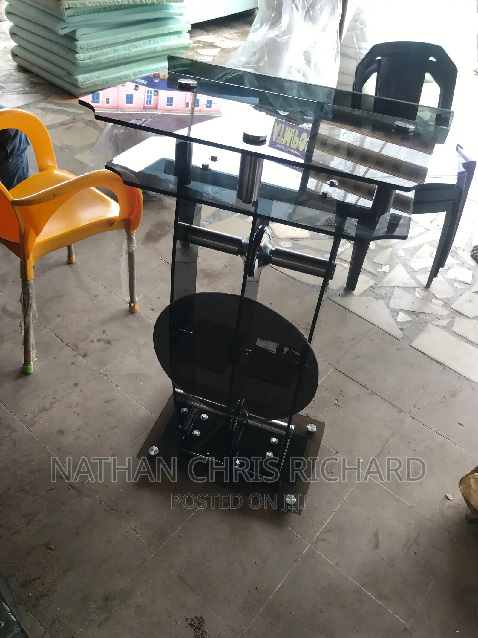 High Quality Glass Pulpit