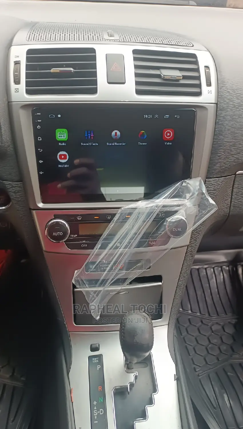 Toyota Avensis 2011 to 216