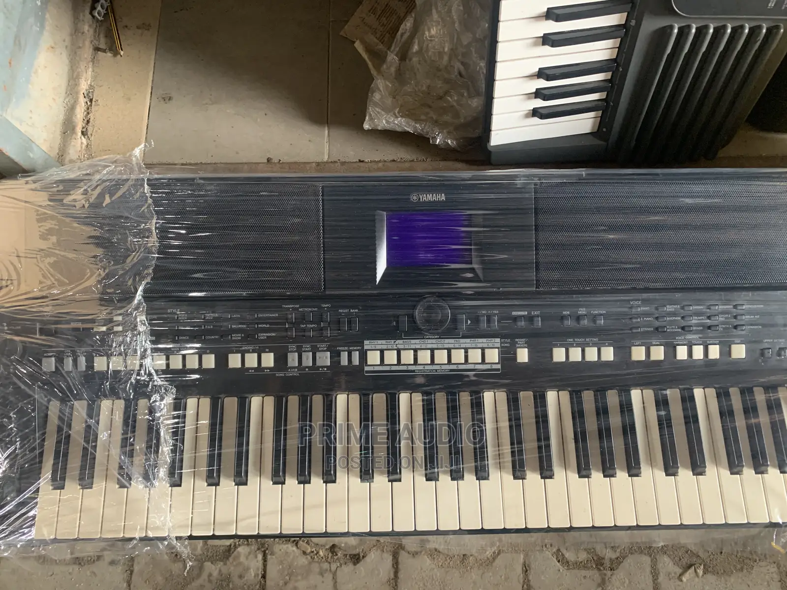 Yamaha PSR S650 Keyboard Uk Used