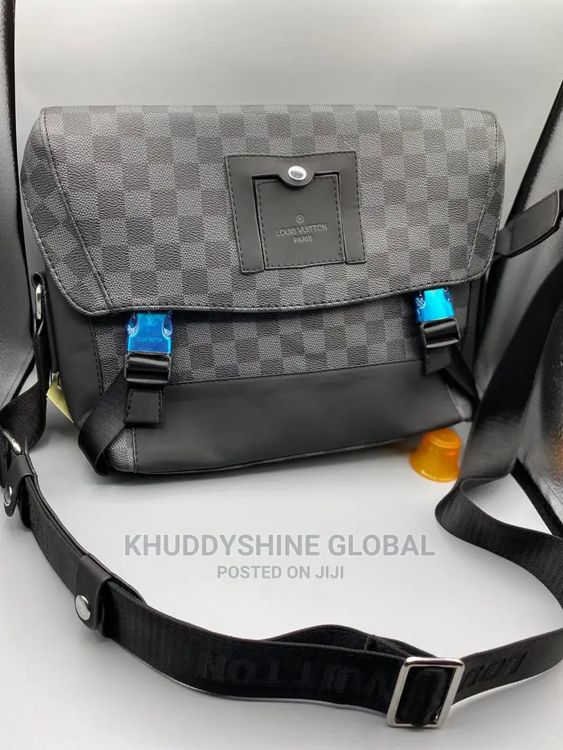 LOUIS VUITTON Men's Messenger PM Voyager