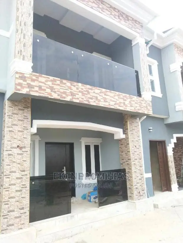 Frameless Glass Design