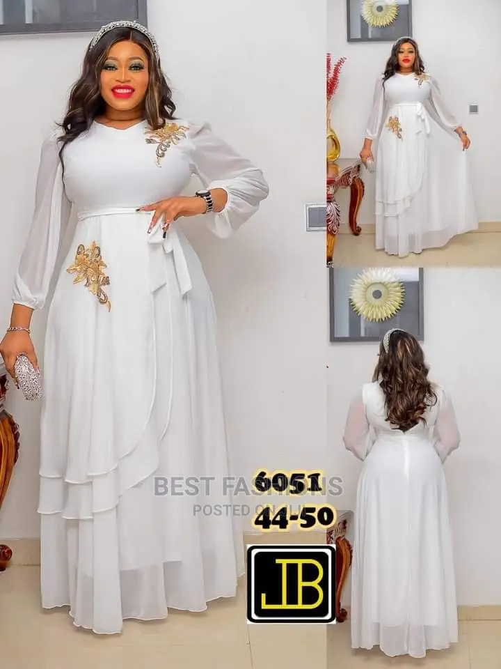 Elegant Ladies White Long Chiffon Dinner Gown