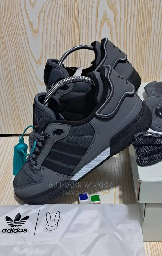 Addidas Sneaker