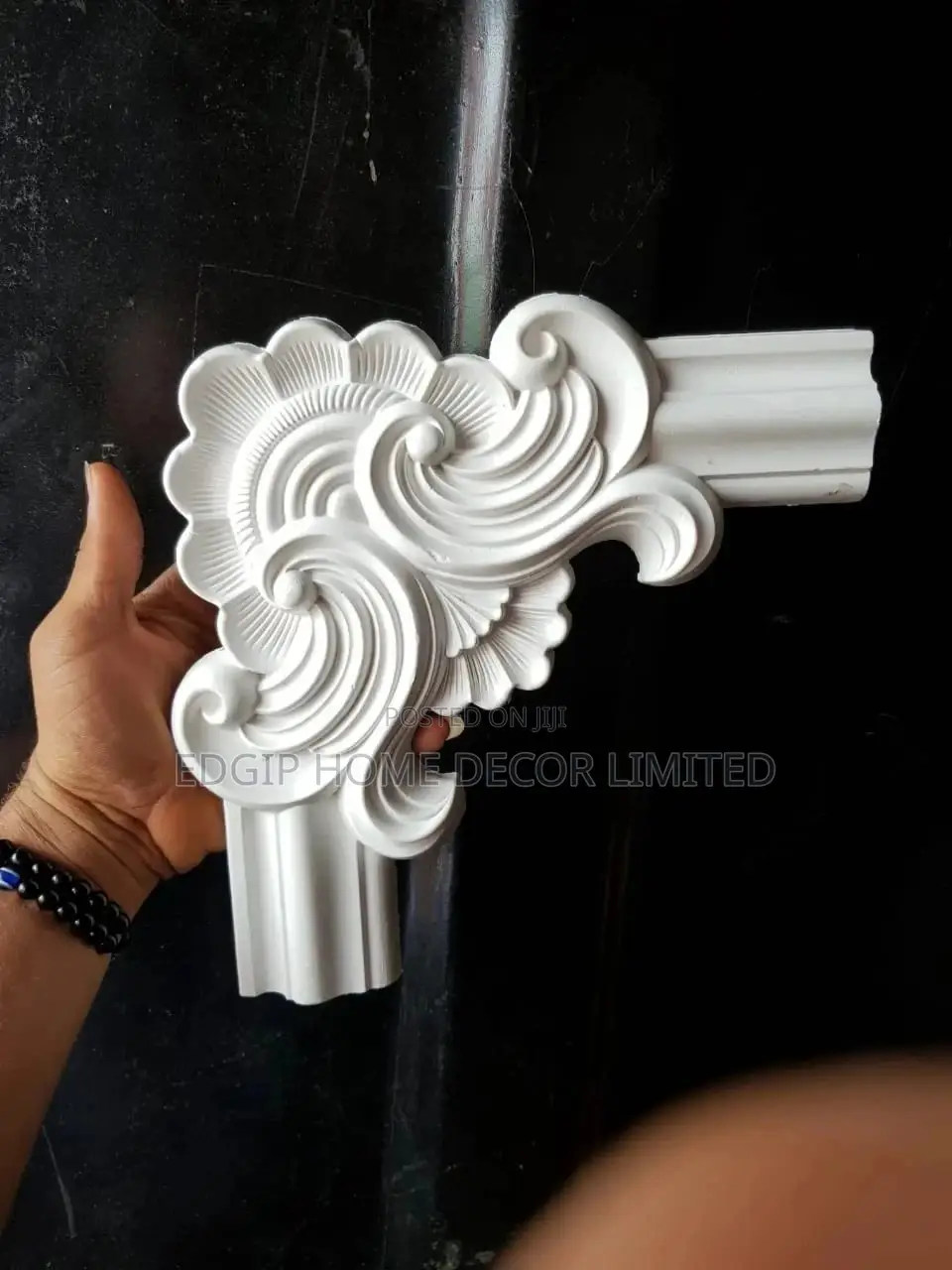 Wainscoting Polyurethane Designed Cornice