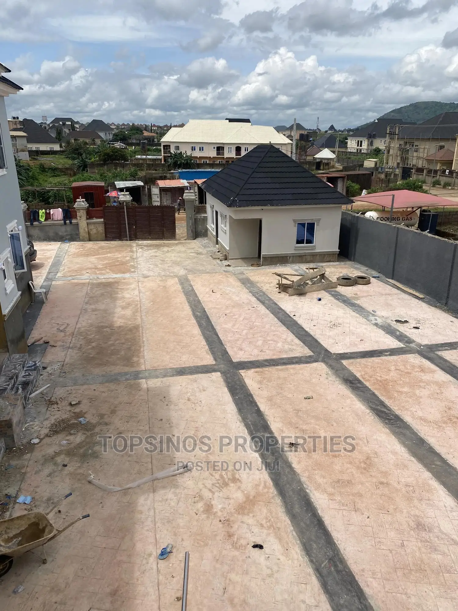 1bdrm Block of Flats in Dawaki for rent