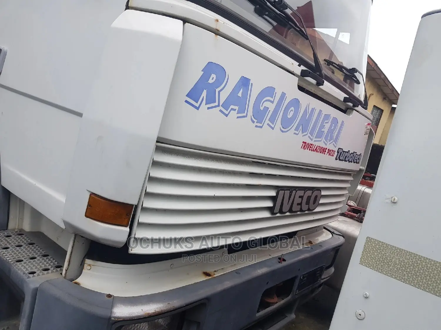 Iveco Truck . With Hiyabu 15 Tons