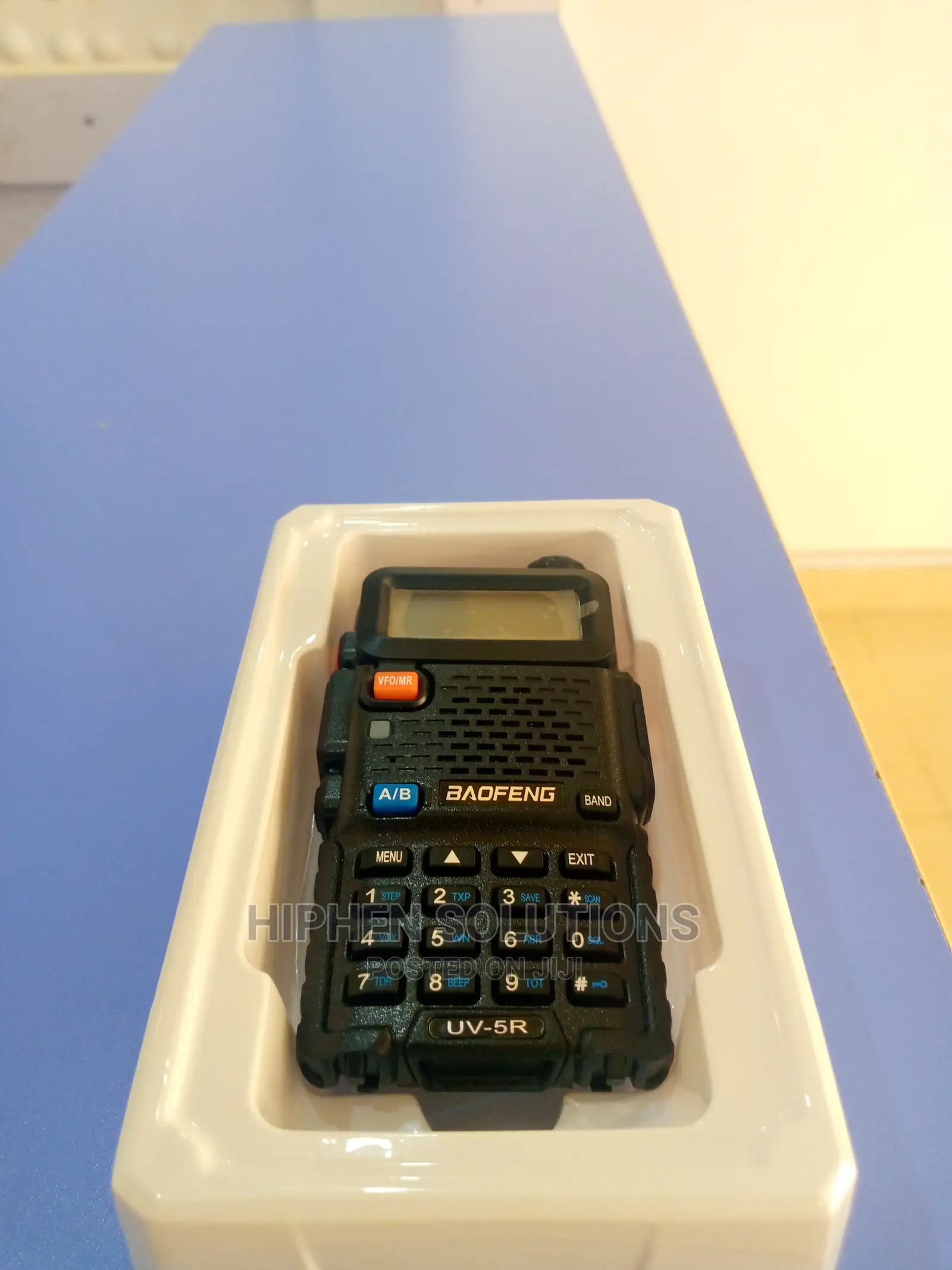 Lightweight Baofeng UV-5R Dual Band Two Way