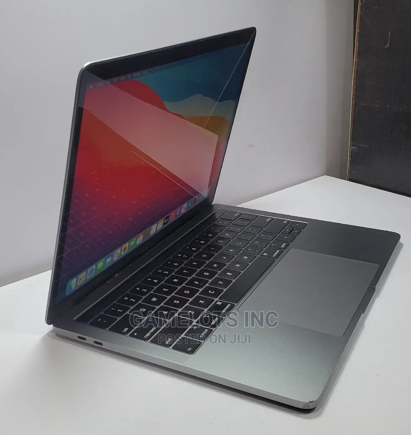 Laptop Apple MacBook Pro 2019 8GB Intel Core i5 SSD 128GB