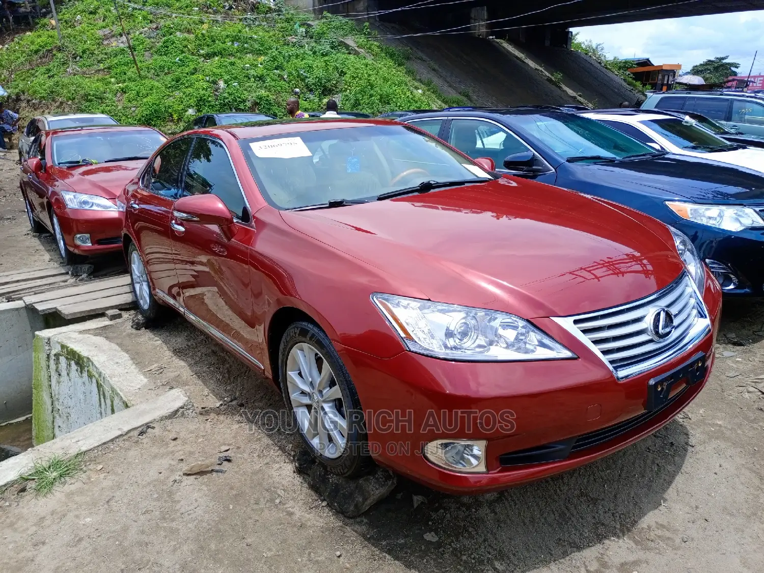 Lexus ES 350 2011 Red