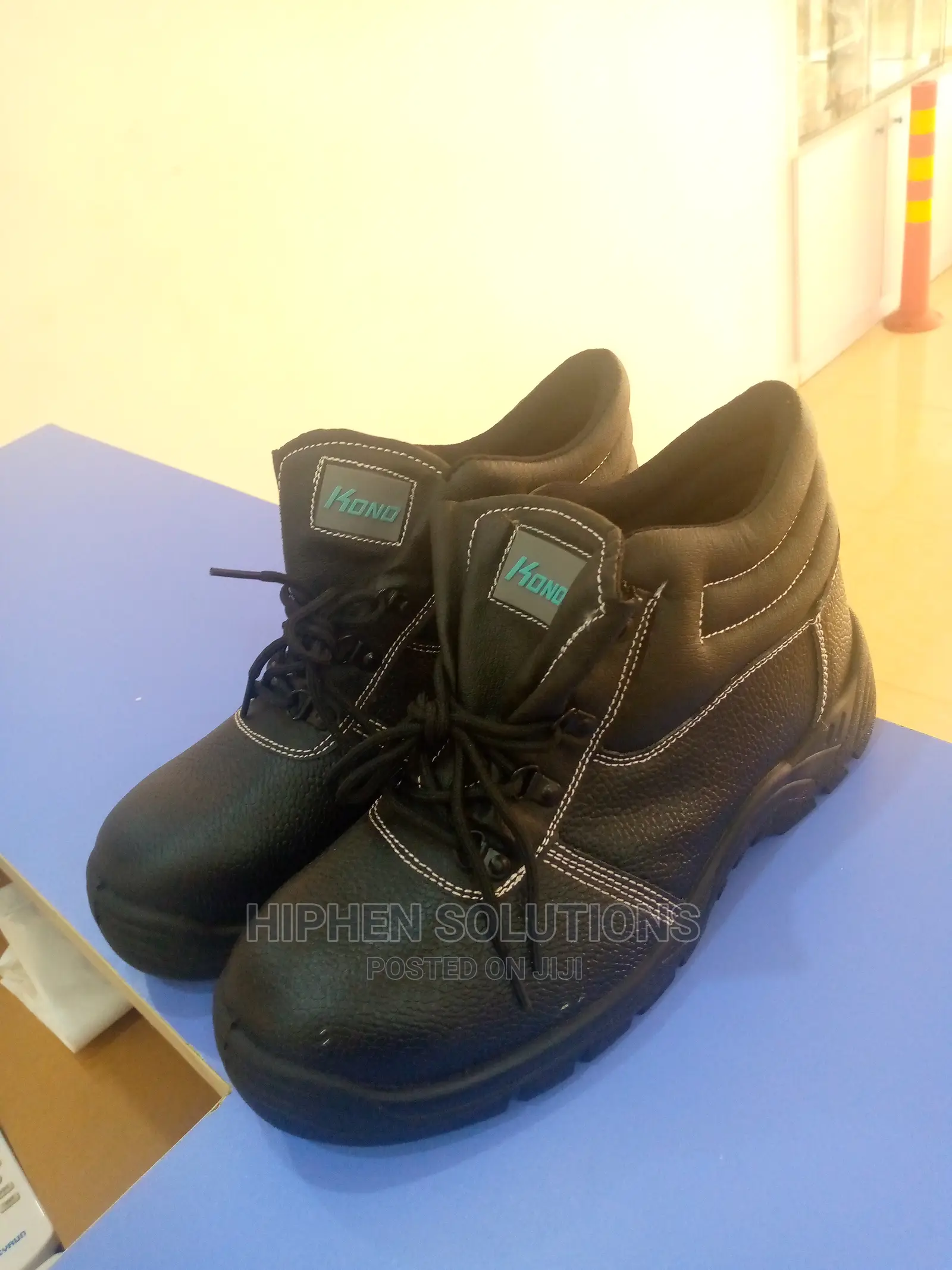 Slip Resistant Safety Work Shoes