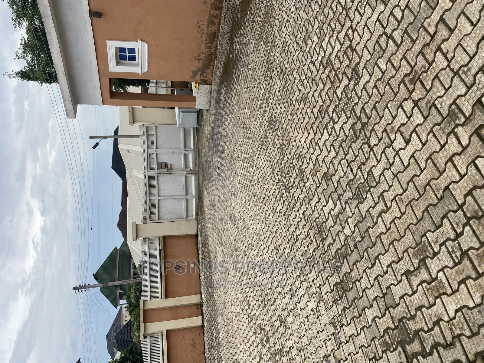 2bdrm Block of Flats in Dawaki for rent