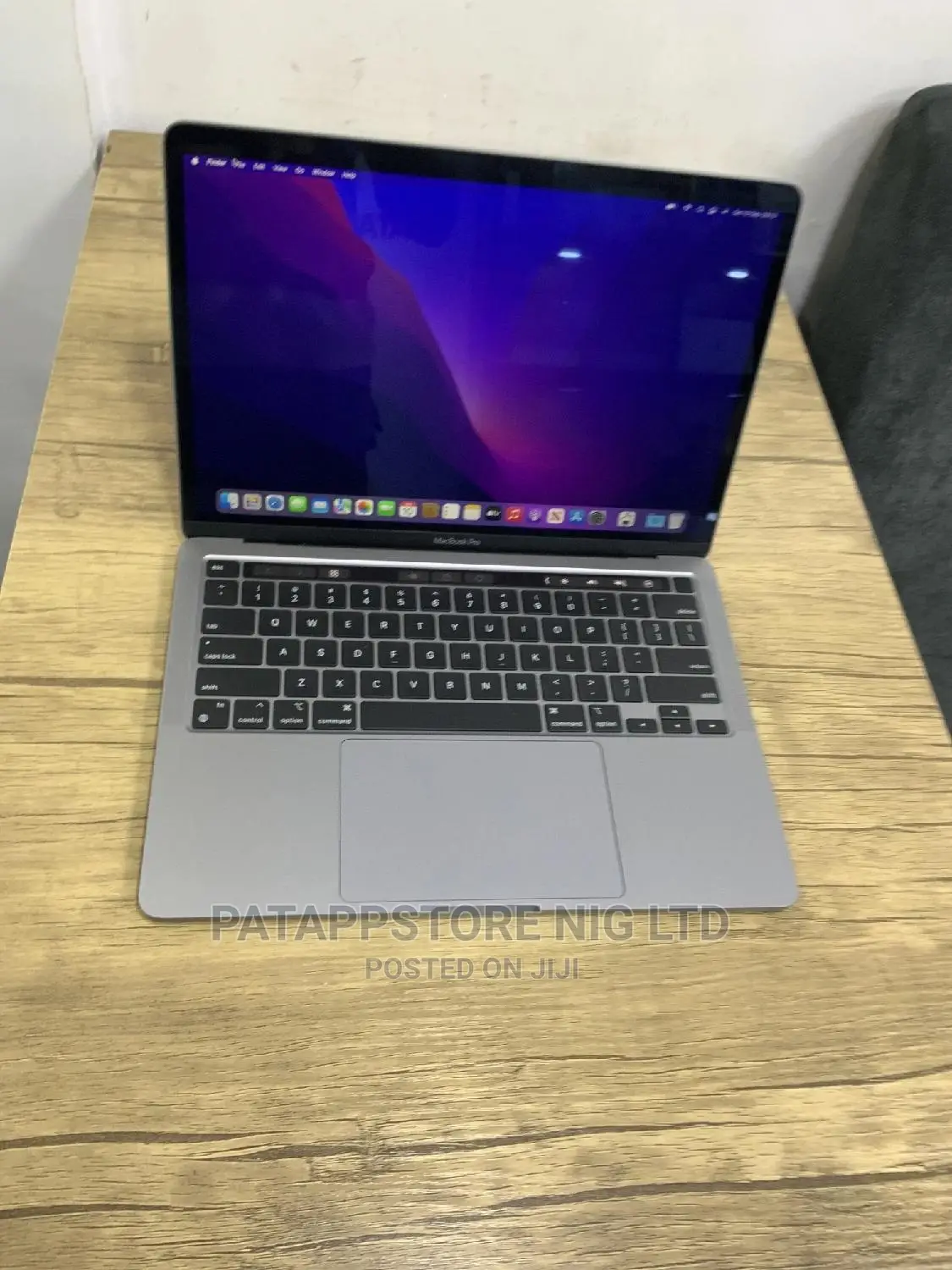 Laptop Apple MacBook 2020 8GB Apple M1 SSD 256GB