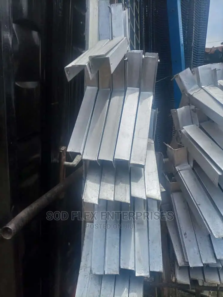 Angle for Fence Wire