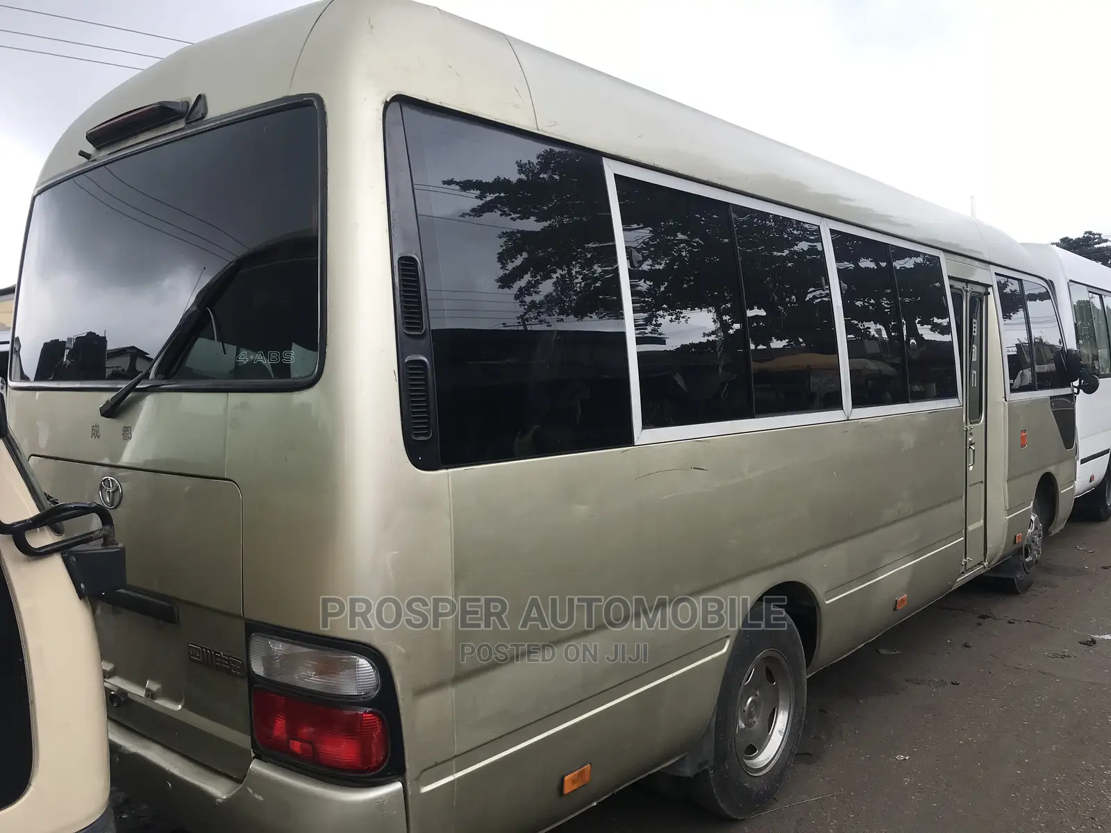 Toyota Coaster 2017 Beige