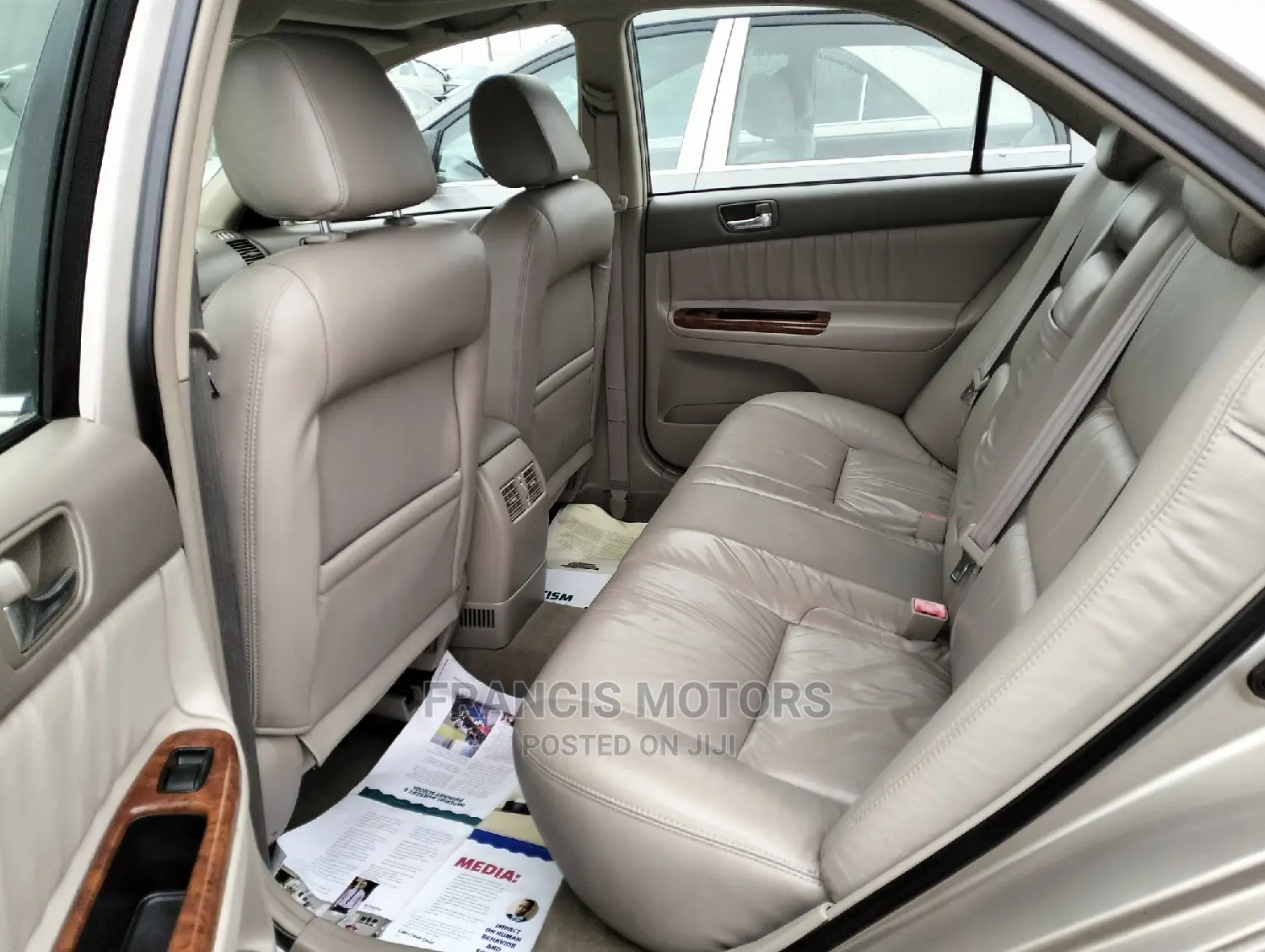 Toyota Camry 2005 Gold