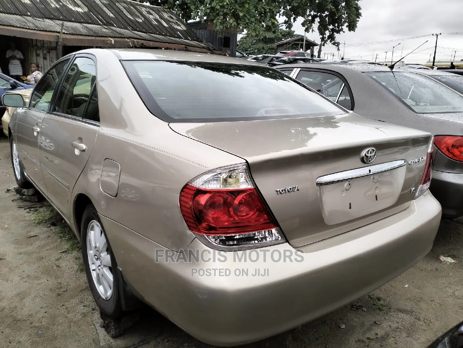 Toyota Camry 2005 Gold