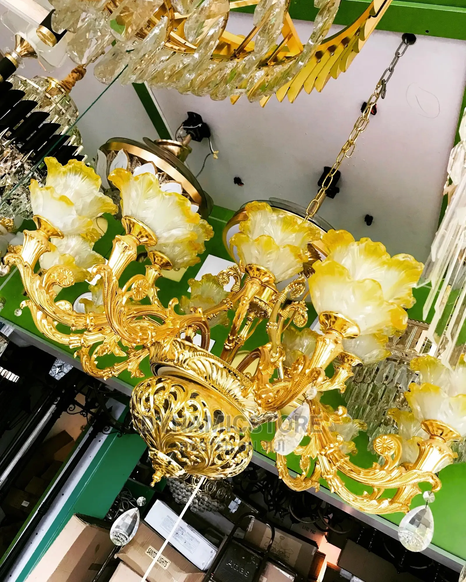 Exotic Luxury Dropping LED Light