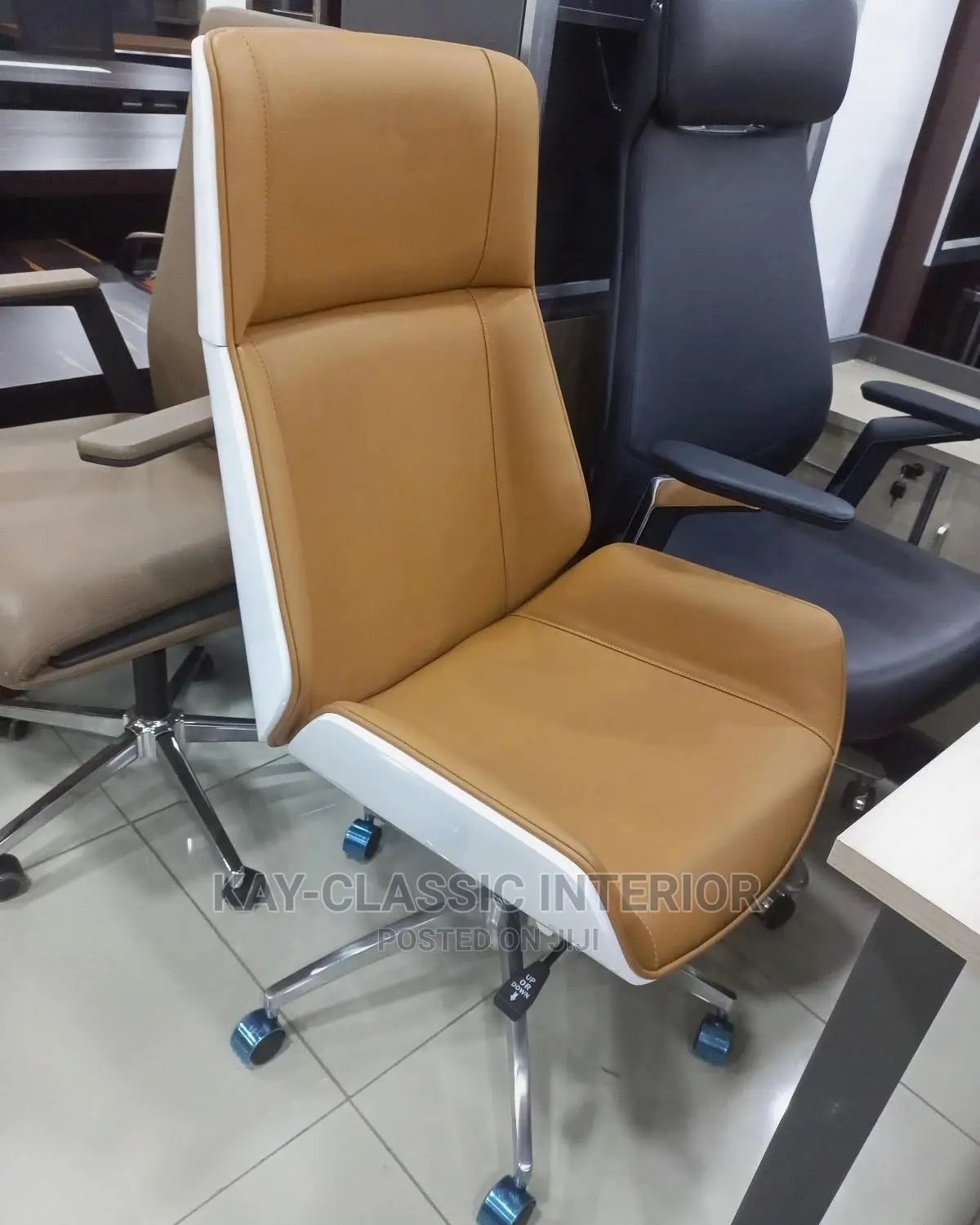 Classic Office Swivel Chair