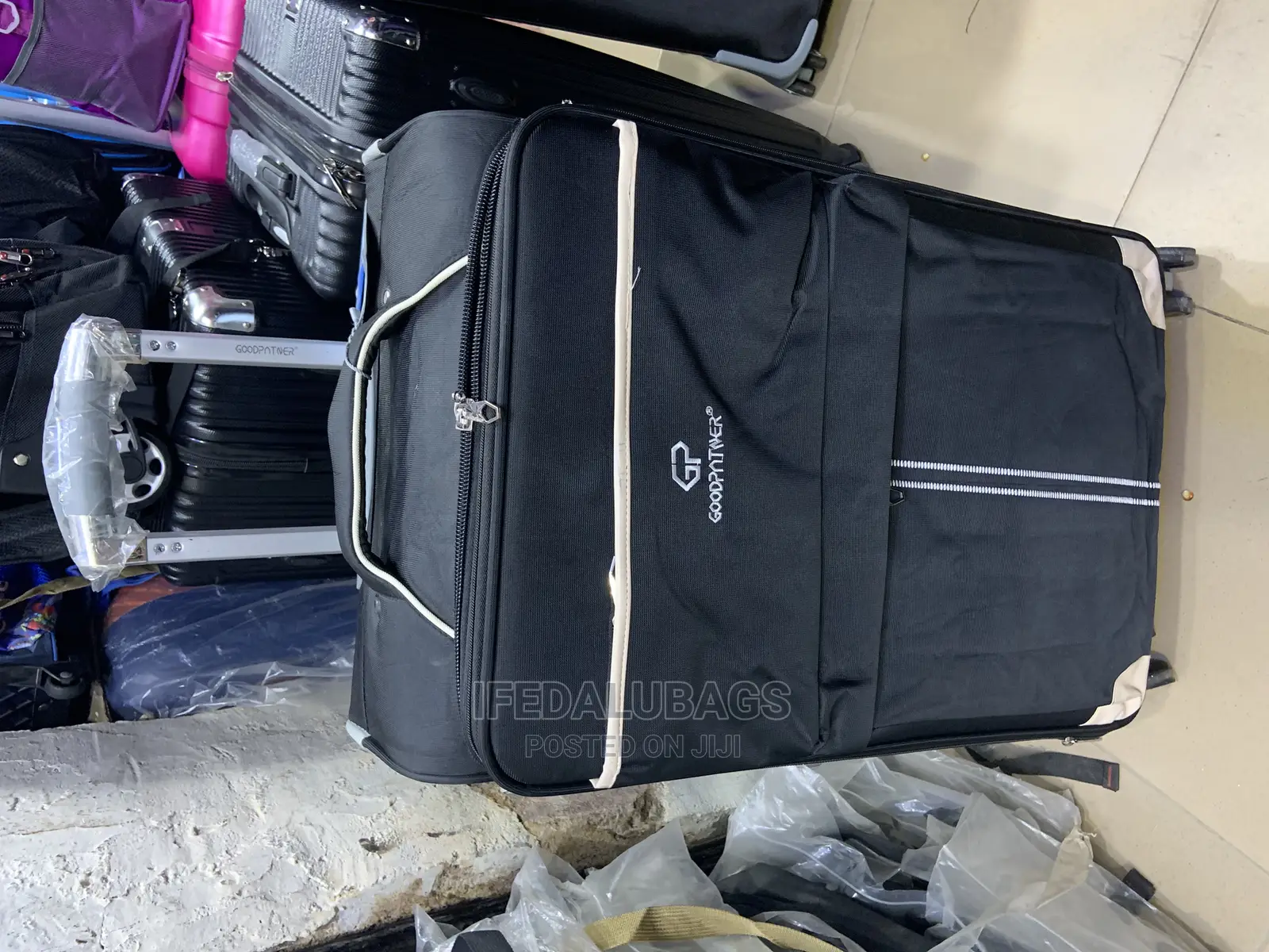 Medium Size Good Pathner Traveling Luggage