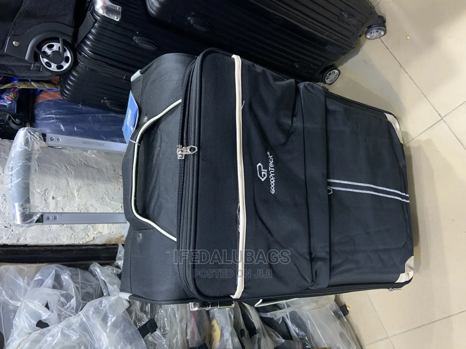 Medium Size Good Pathner Traveling Luggage