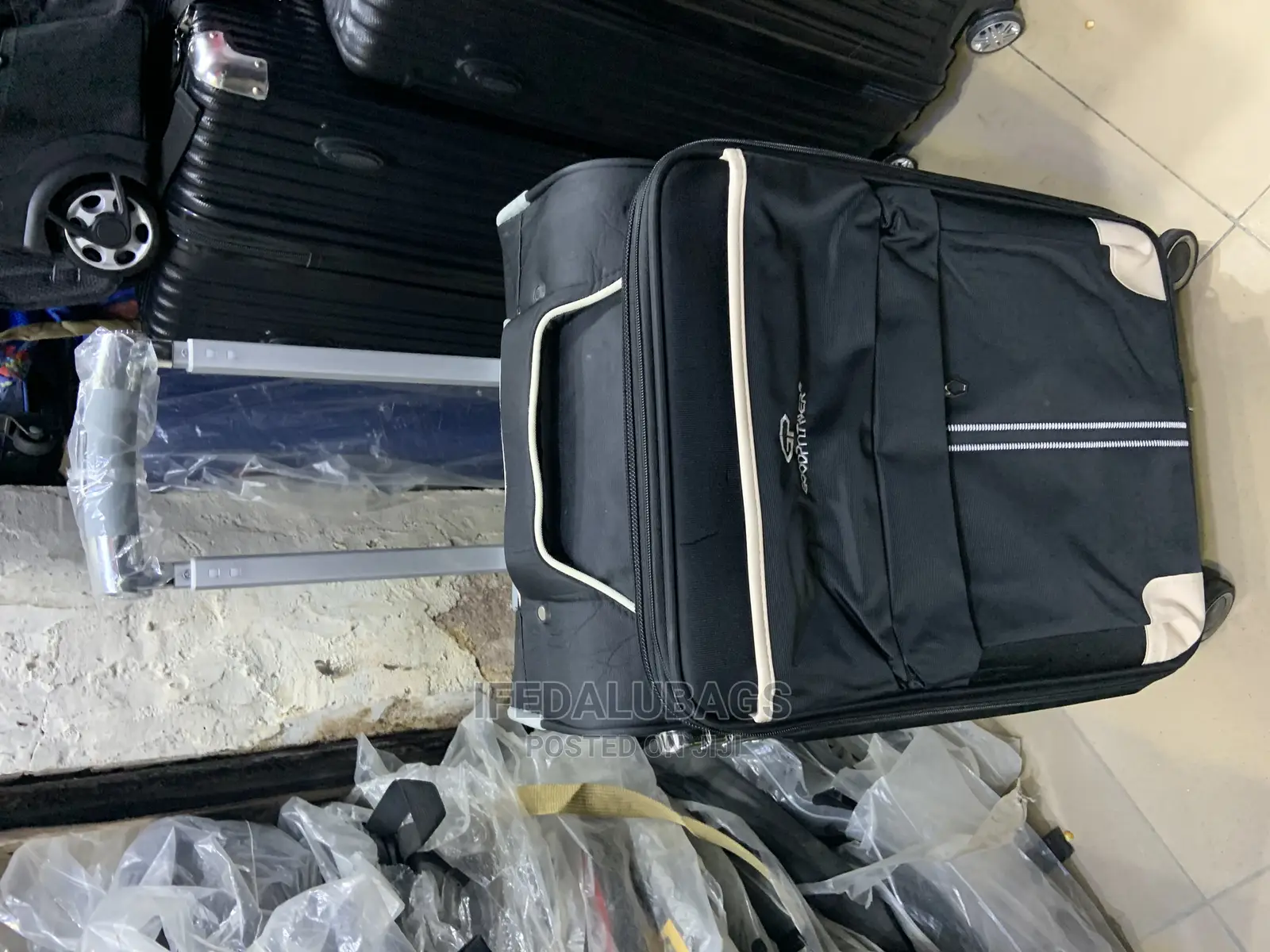Small Size Hand Luggage Traveling Box