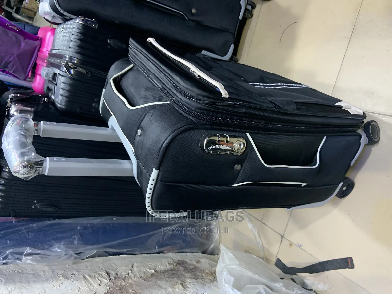 Small Size Hand Luggage Traveling Box