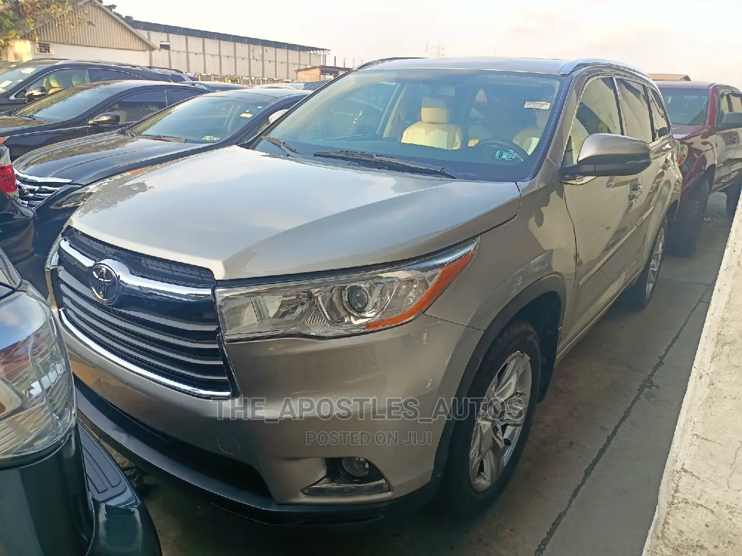 Toyota Highlander 2015 Gold