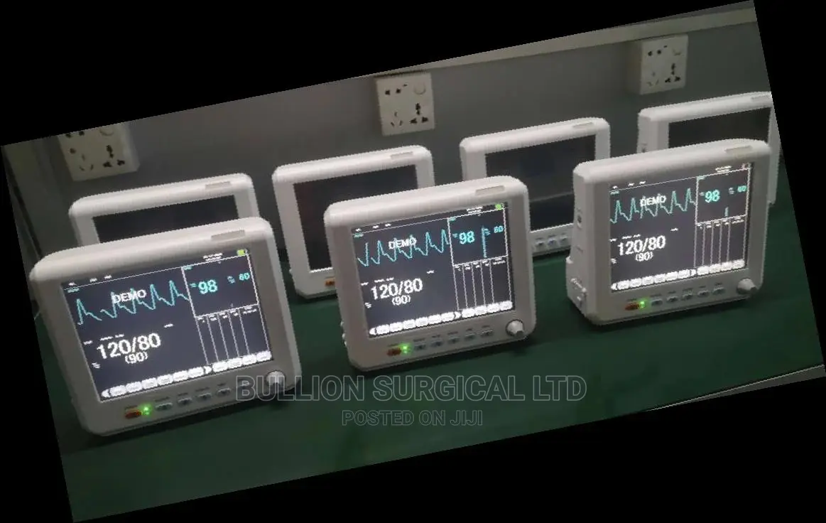 3 Parameter Vita Sign Monitor (NIBP, SP02 and PR)